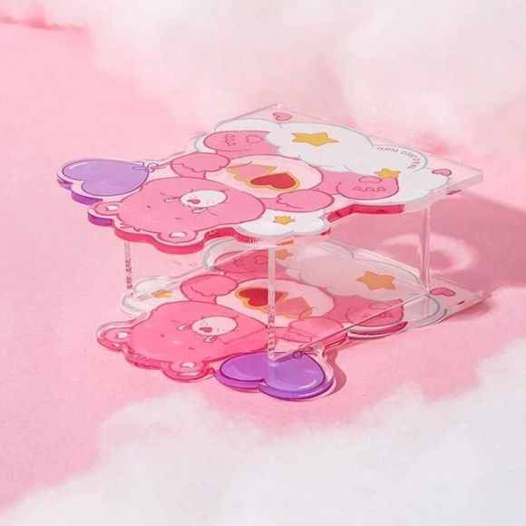 Care Bears Heart & Star Pattern Cosmetic Storage Box and 3 Piece Brush Set - Picture 5 of 13